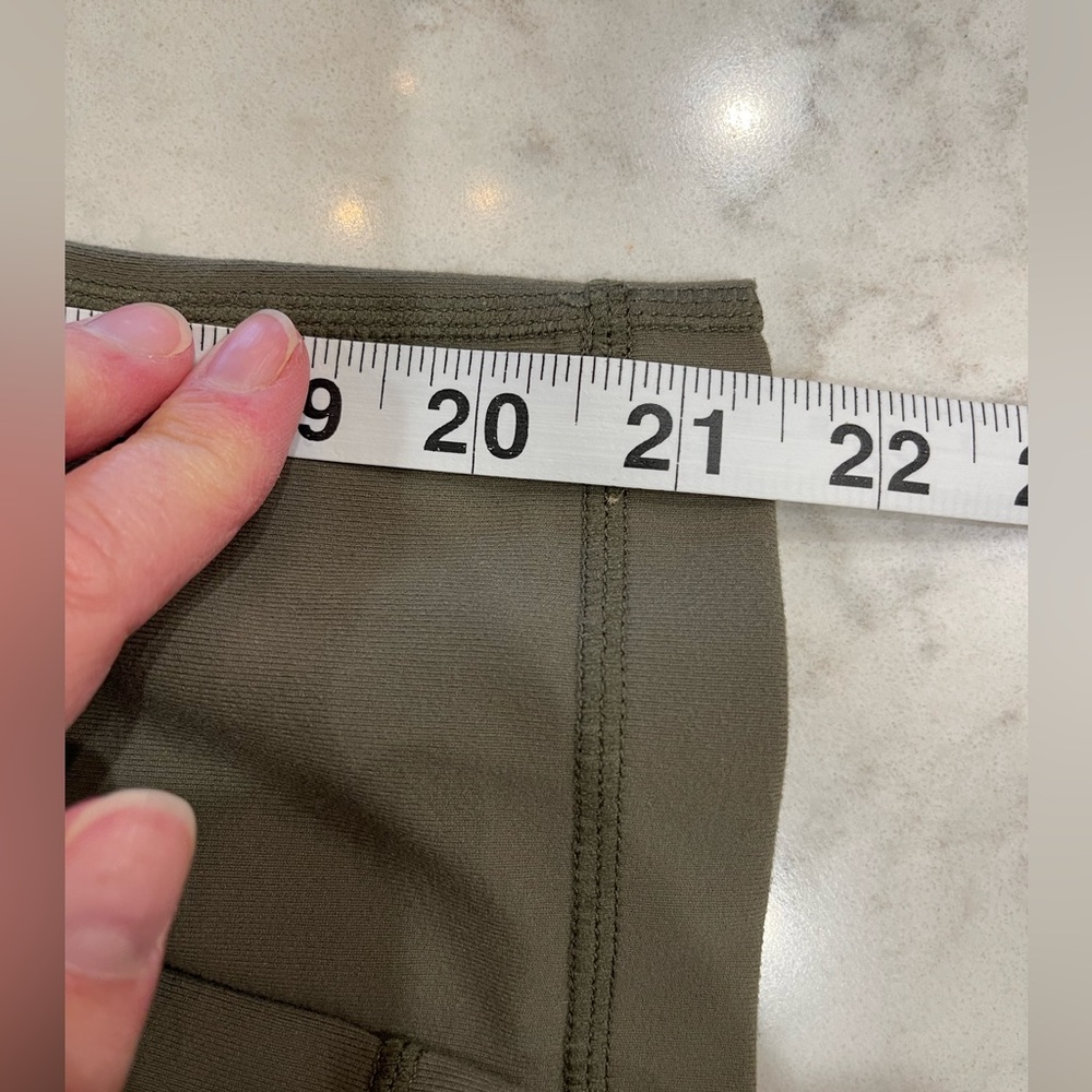 Lululemon Wide Leg Cropped Pants - Picture 5 of 6